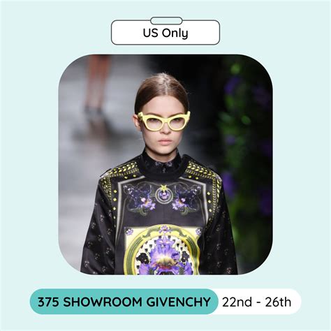 Kupuj kolekcje Givenchy online na Showroom.